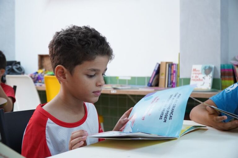 Como desvendar curiosidades úteis ocultas em livros digitais gratuitos